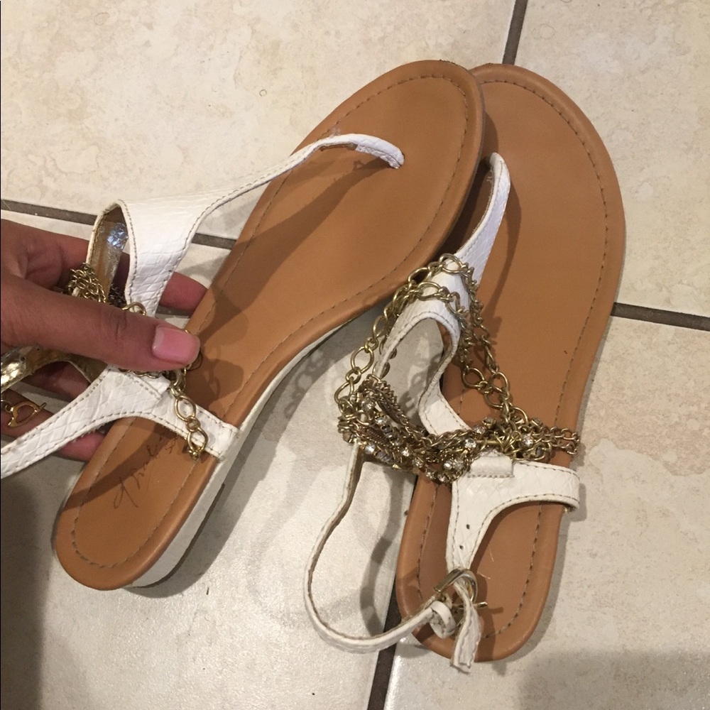 Sandals - Picture 4 of 4